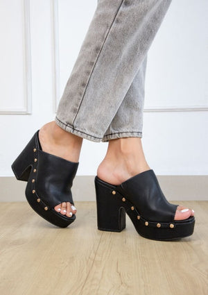 Khloe Open Toe Clogs